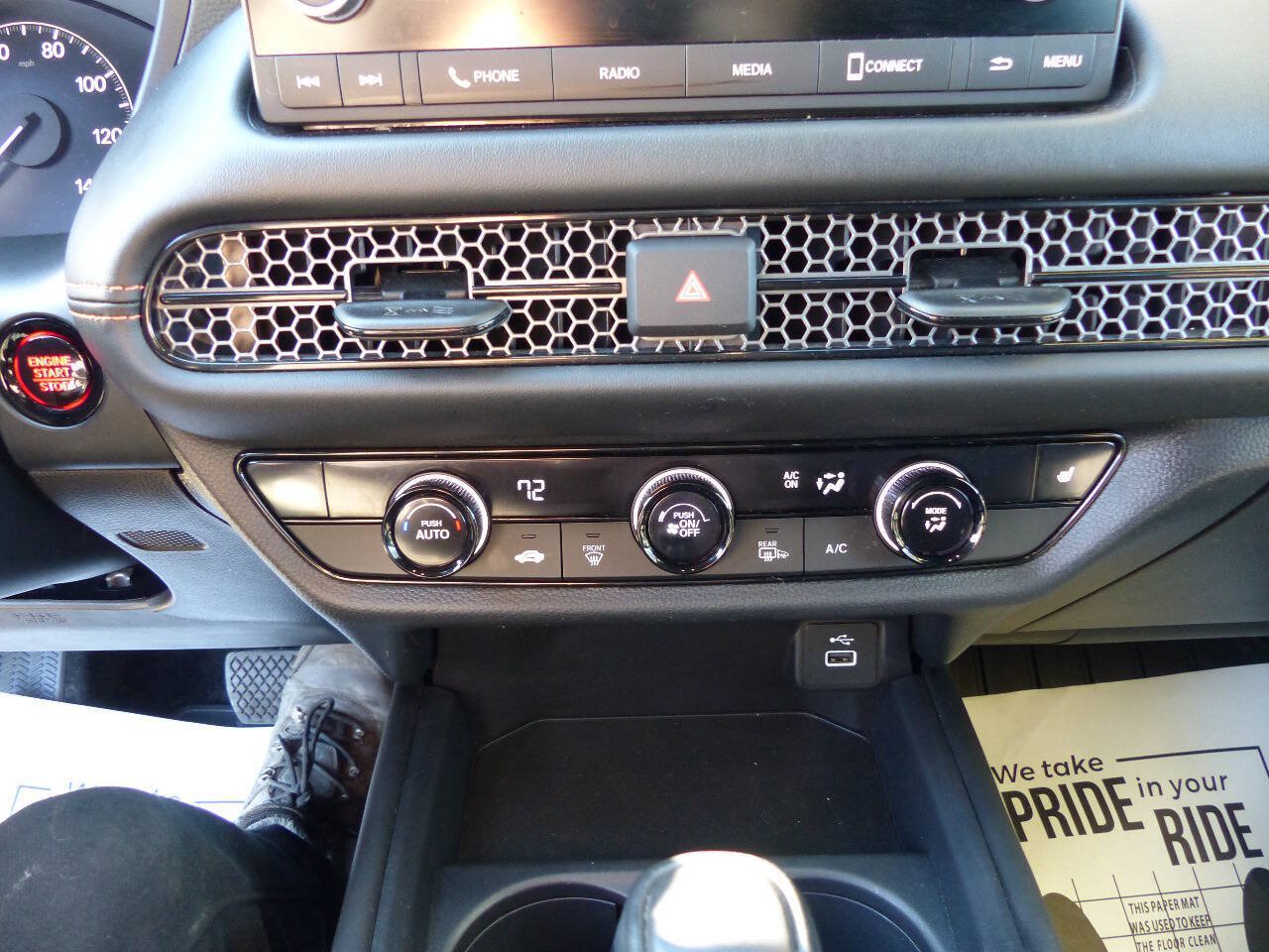 Used 2025 Honda HR-V Sport image 30