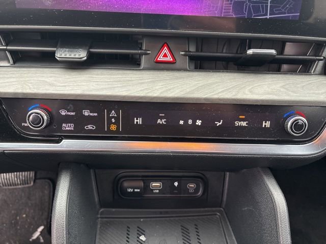 Used 2025 Kia Sportage X-Line image 26