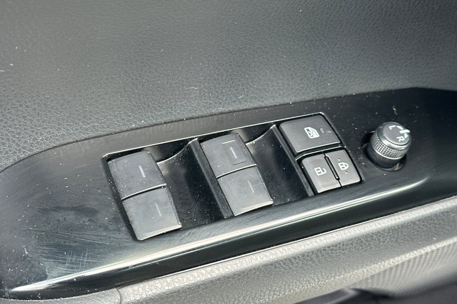 Certified 2025 Toyota Camry SE image 13