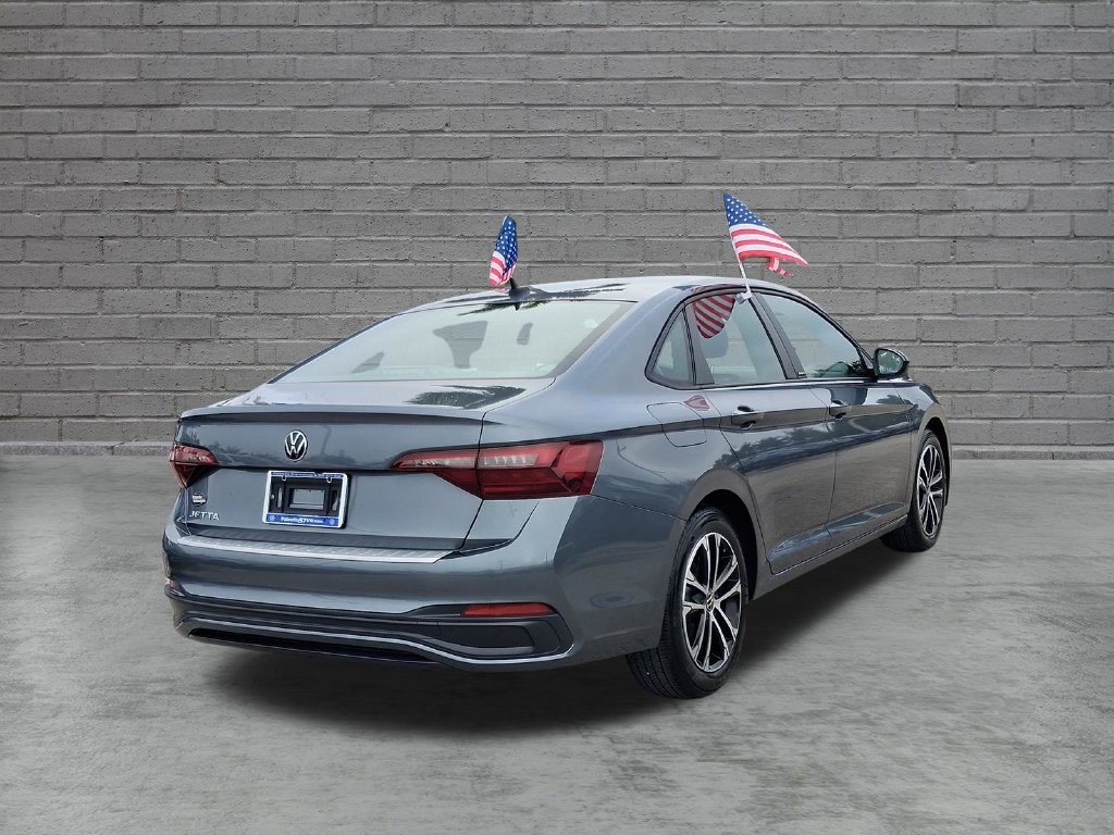 Certified 2024 Volkswagen Jetta Sport FWD image 11