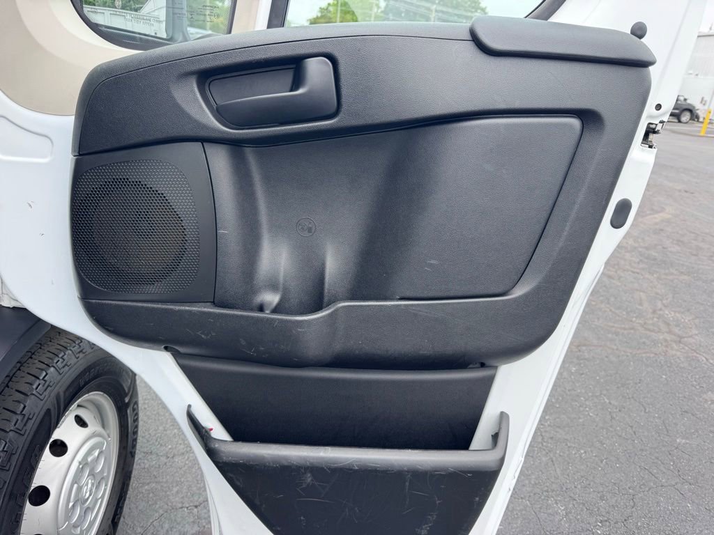 Used 2022 RAM ProMaster 1500 w/ Convenience Group FWD image 12