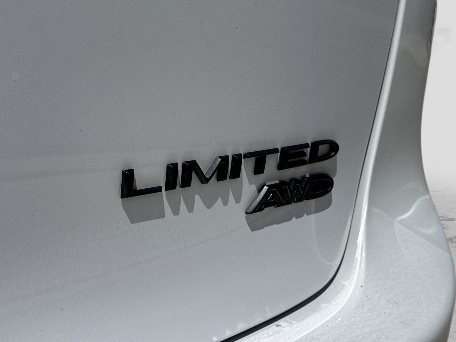 Used 2026 Chrysler Pacifica Limited w/ S Appearance Package AWD/4WD image 45