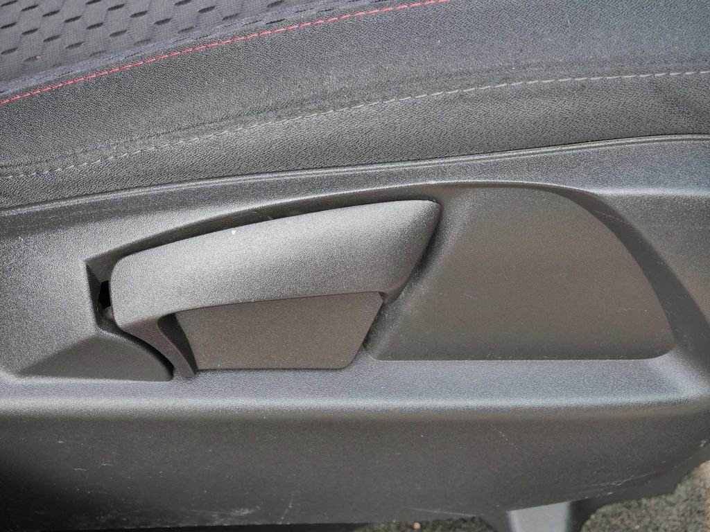 Used 2011 GMC Terrain SLE image 16