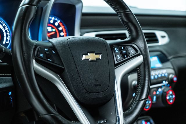 Used 2012 Chevrolet Camaro SS RWD image 23