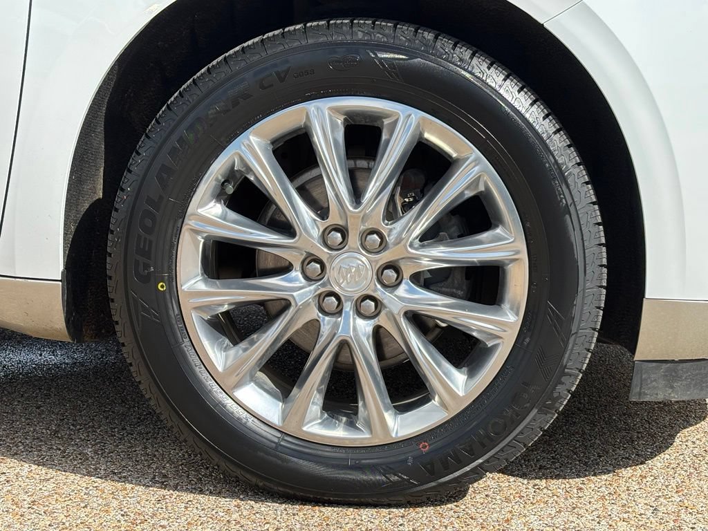 Used 2021 Buick Enclave Premium w/ Surround and Sites Package AWD/4WD image 9