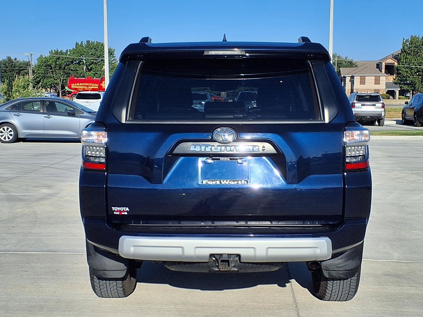 Used 2022 Toyota 4Runner TRD Off-Road Premium w/ Moonroof Package AWD/4WD image 8