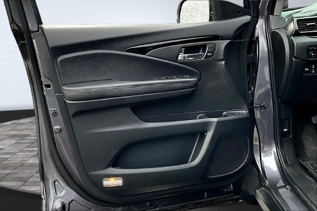 Used 2022 Honda Pilot Touring image 20