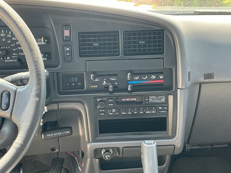 Used 1992 Toyota 4Runner SR5 AWD/4WD image 21
