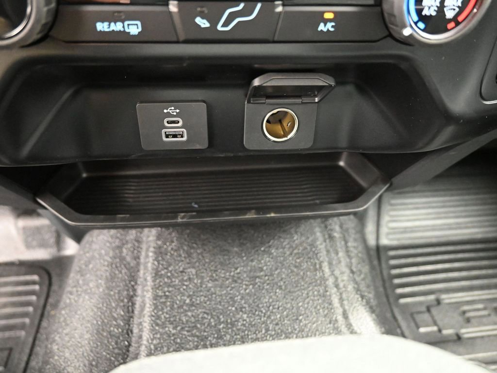 New 2026 Ford F350 4x4 SuperCab Super Duty image 35