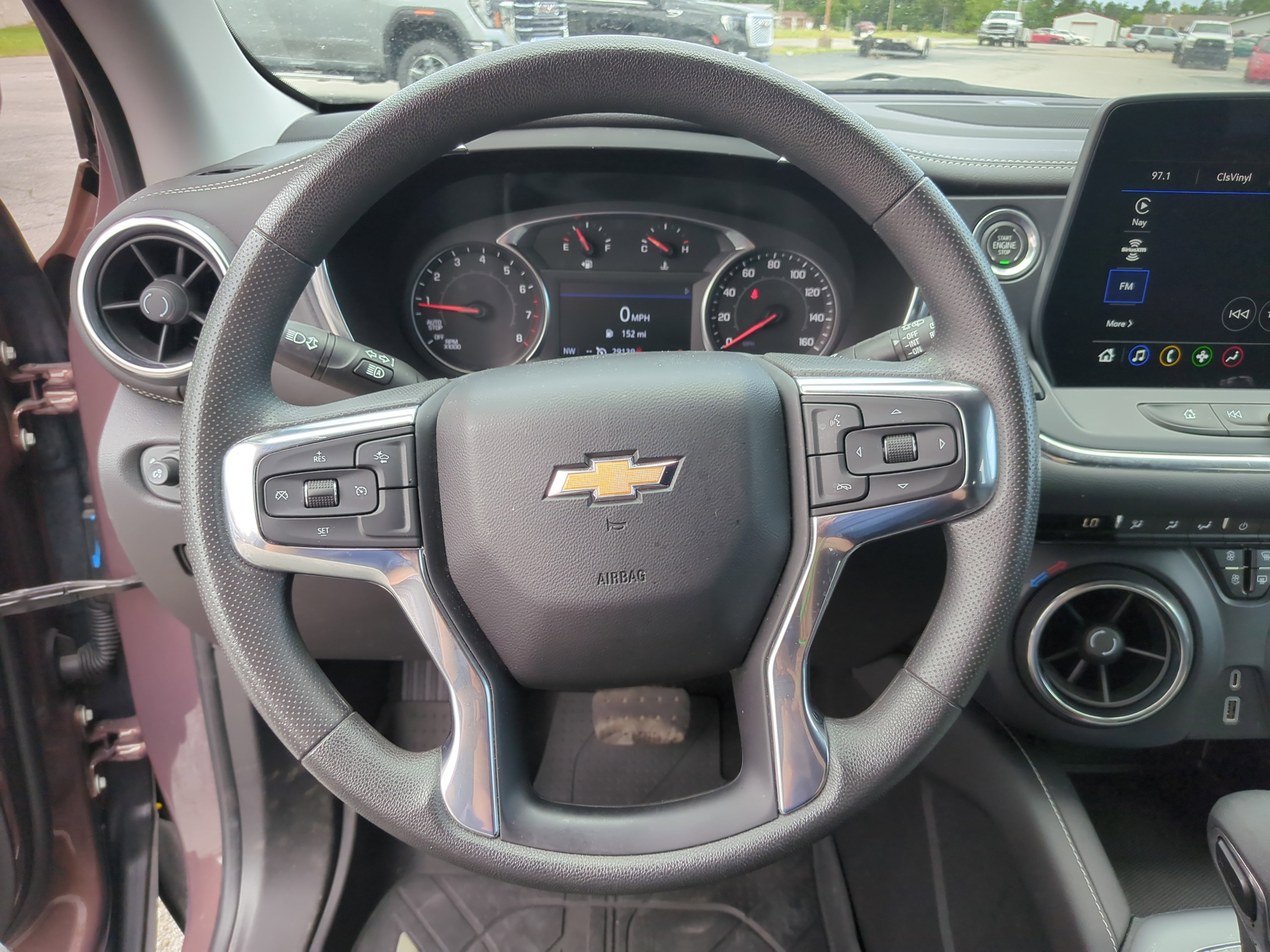 Used 2023 Chevrolet Blazer LT w/ Driver Confidence Package FWD image 9