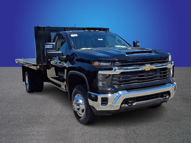 New 2026 Chevrolet Silverado 3500 LT AWD/4WD image 2