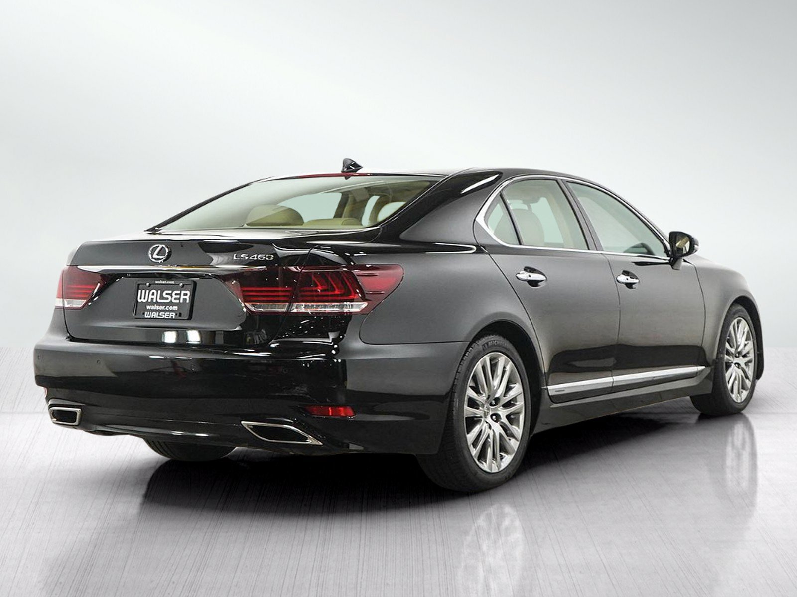 Used 2015 Lexus LS 460 w/ Comfort Package RWD image 5