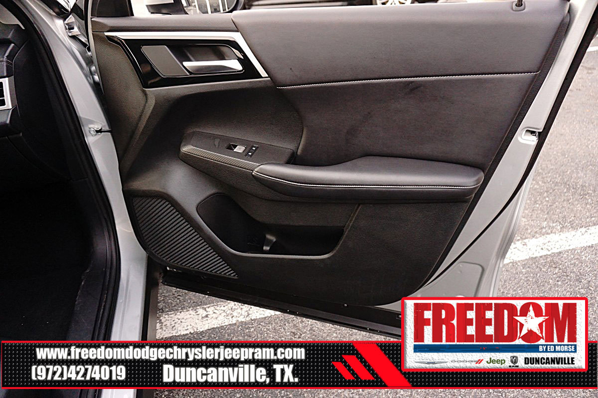 Used 2024 Mitsubishi Outlander SE image 41