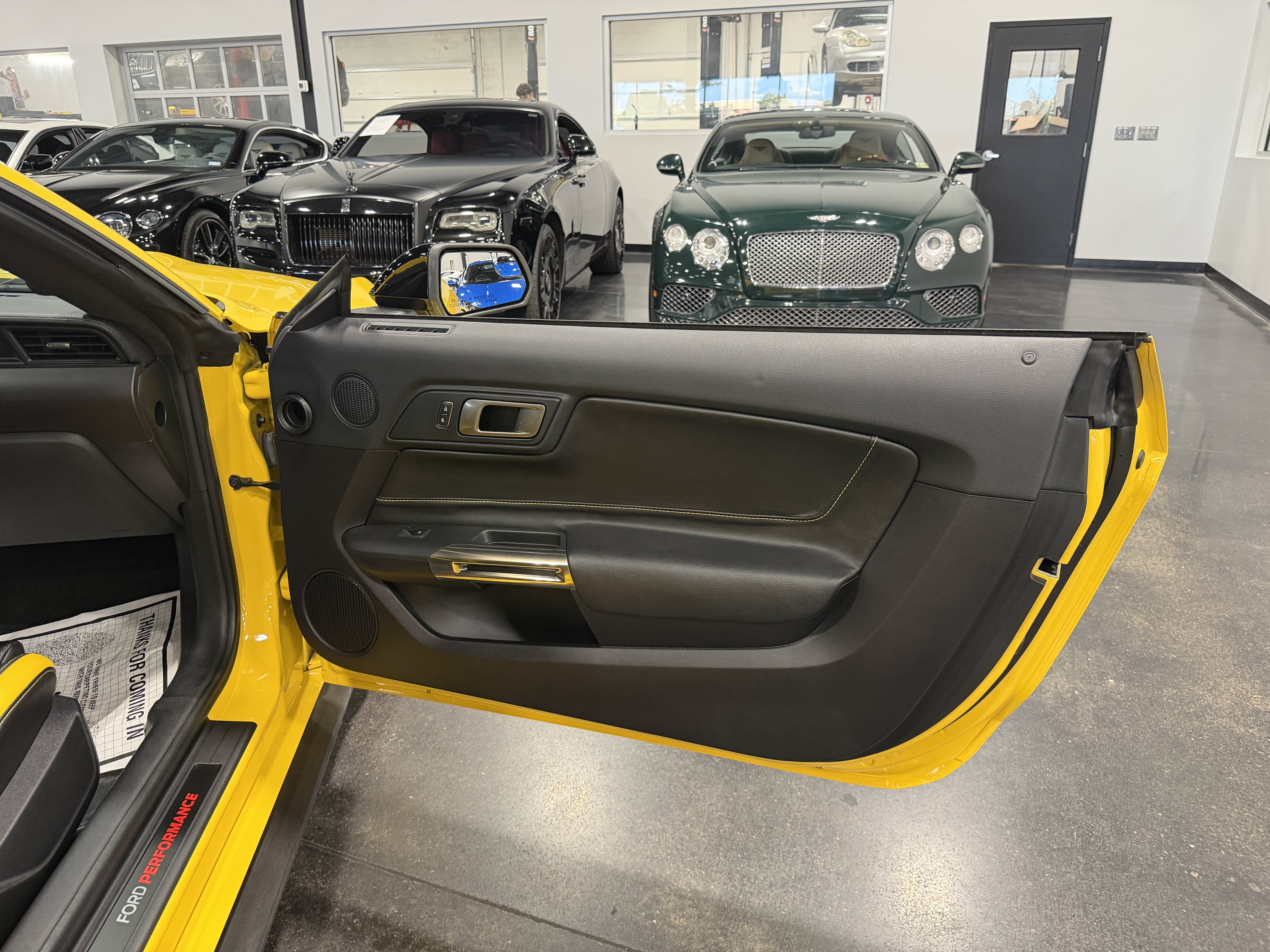Used 2017 Ford Mustang Shelby GT350 w/ Electronics Package RWD image 17