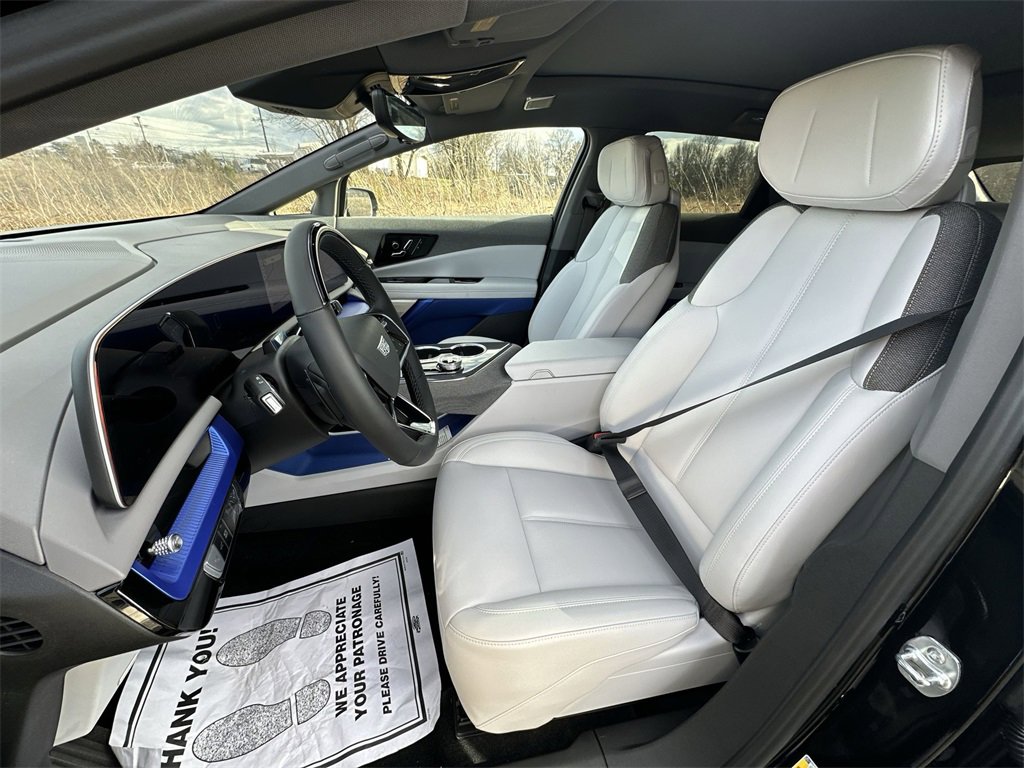 New 2026 Cadillac Optiq Sport 1 image 11