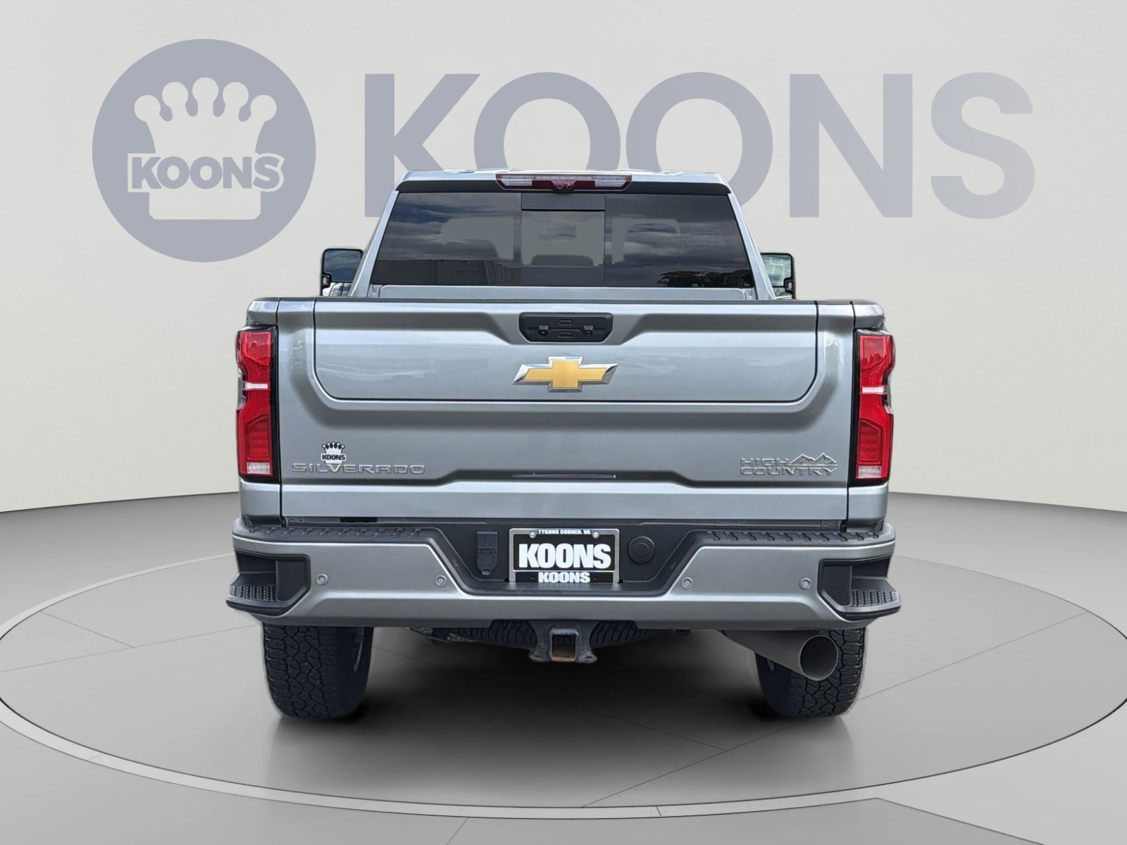 Used 2024 Chevrolet Silverado 2500 High Country w/ High Country Premium Package AWD/4WD image 5