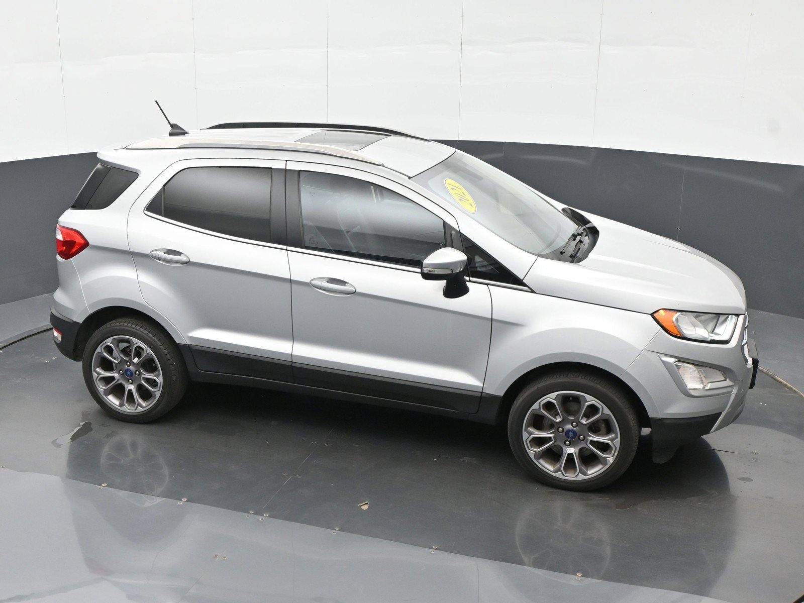 Used 2021 Ford EcoSport Titanium FWD image 32