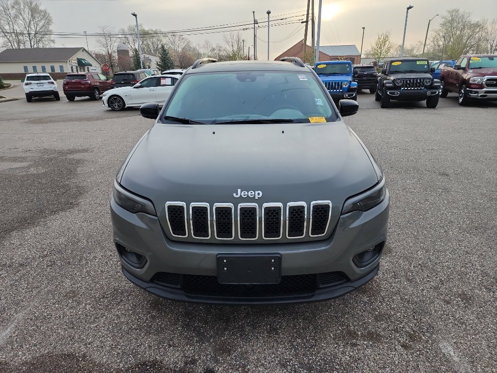 Used 2022 Jeep Cherokee Latitude Lux w/ Sun & Sound Group image 2