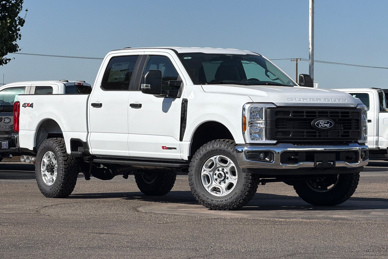 New 2027 Ford F250 XL w/ XL Off-Road 35" Tire Pakckage AWD/4WD image 1