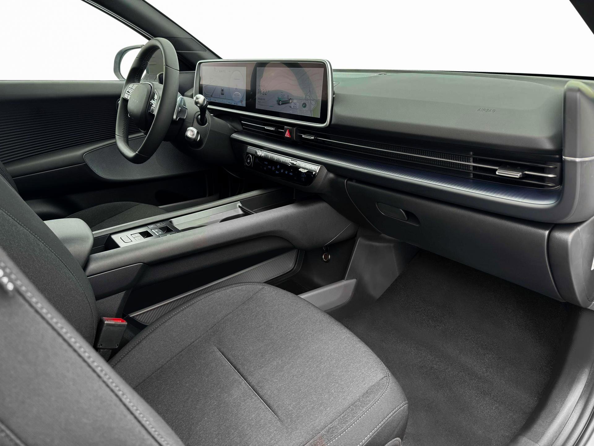 New 2025 Hyundai Ioniq 6 SE image 15