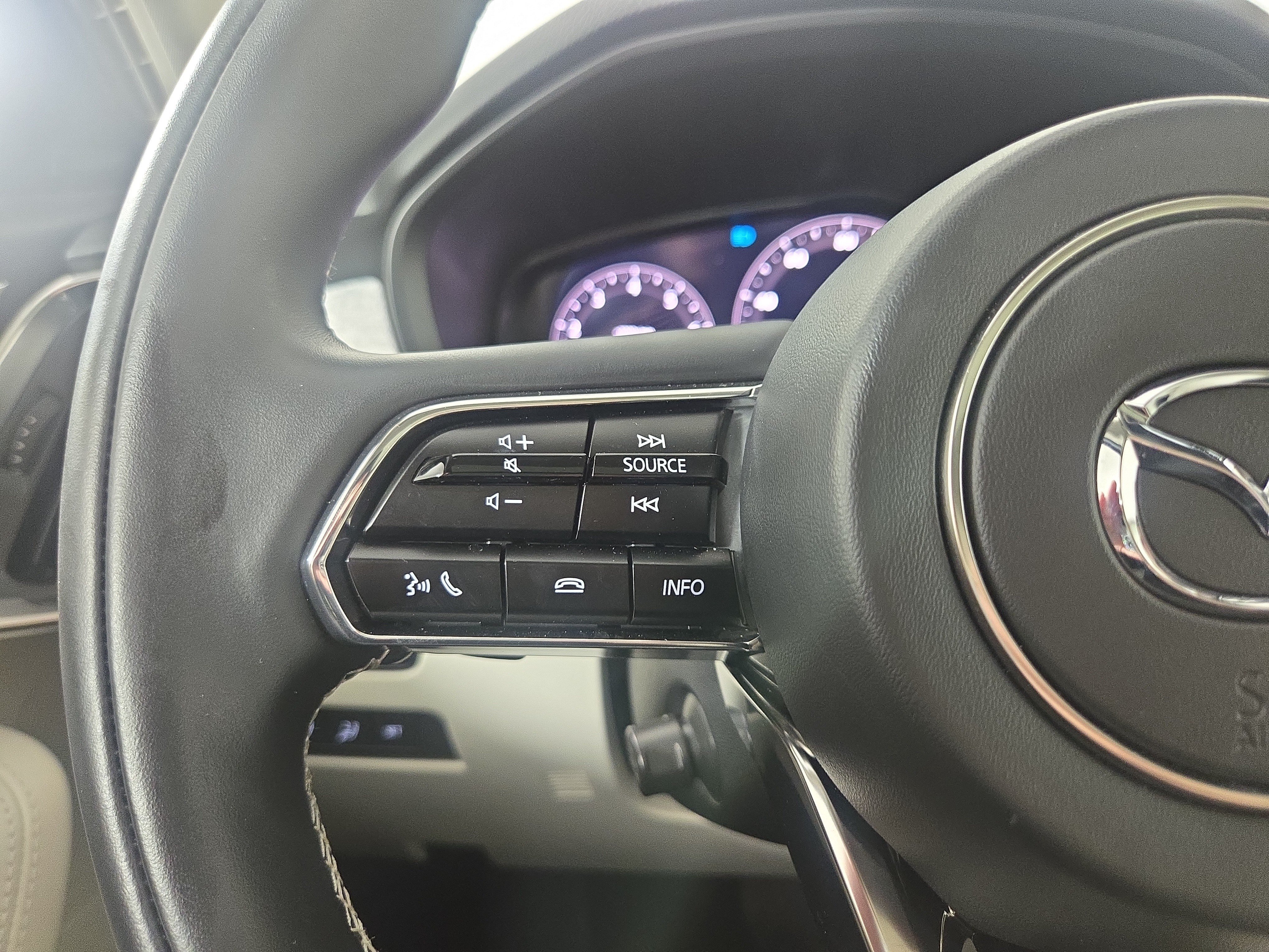 Certified 2025 MAZDA CX-90 3.3 Turbo S w/ Premium Plus AWD/4WD image 16