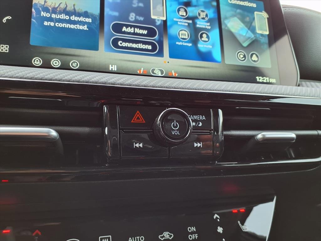 New 2026 Nissan Kicks SR w/ Cold Weather Package image 23