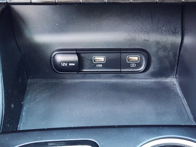 Used 2024 Kia K5 LXS image 19
