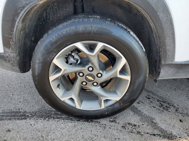 Certified 2024 Chevrolet Trax LT w/ Driver Confidence Package image 9