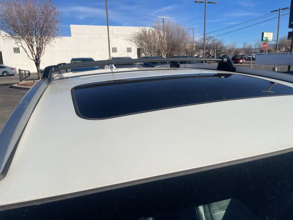 Used 2017 Honda CR-V EX-L image 4