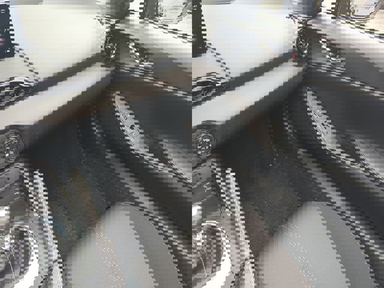 Certified 2024 MAZDA MX-5 Miata Sport image 13