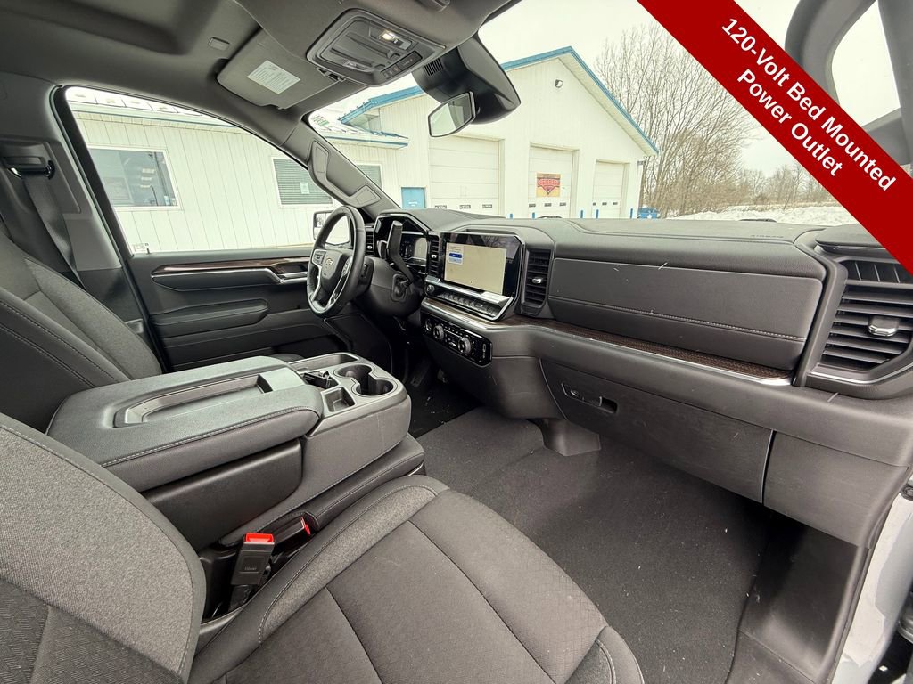 Used 2024 Chevrolet Silverado 1500 LT image 41