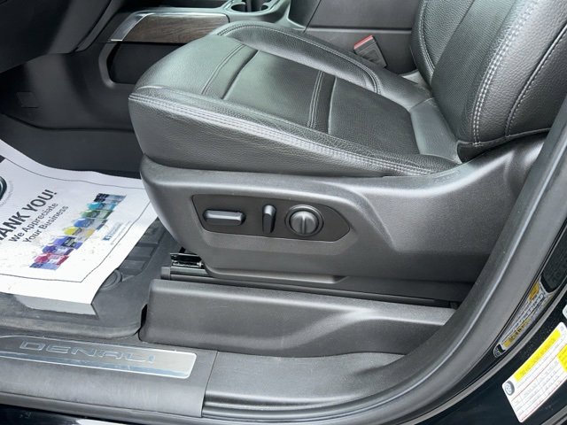 Used 2020 GMC Sierra 2500 Denali w/ Technology Package image 15