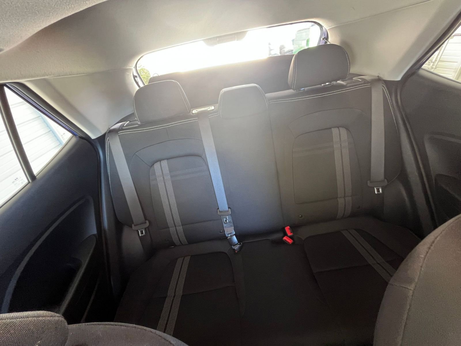 Used 2025 Hyundai Venue SEL image 34