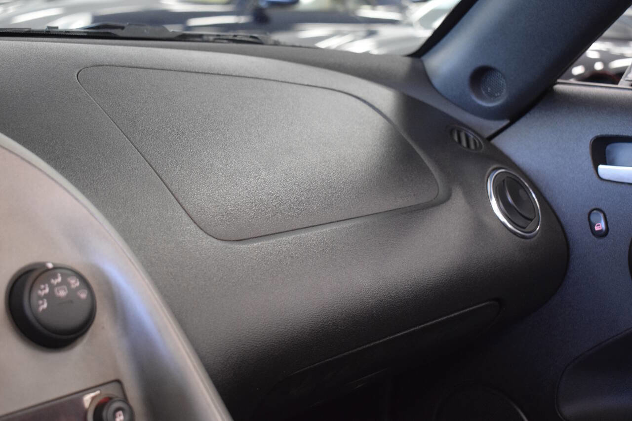 Used 2007 Pontiac Solstice Base 2dr Convertible w/ Premium Package image 49