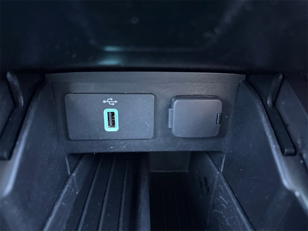 Used 2019 Ford Explorer Sport image 31