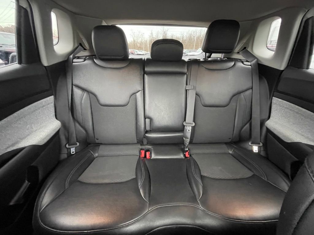 Certified 2022 Jeep Compass Latitude image 15