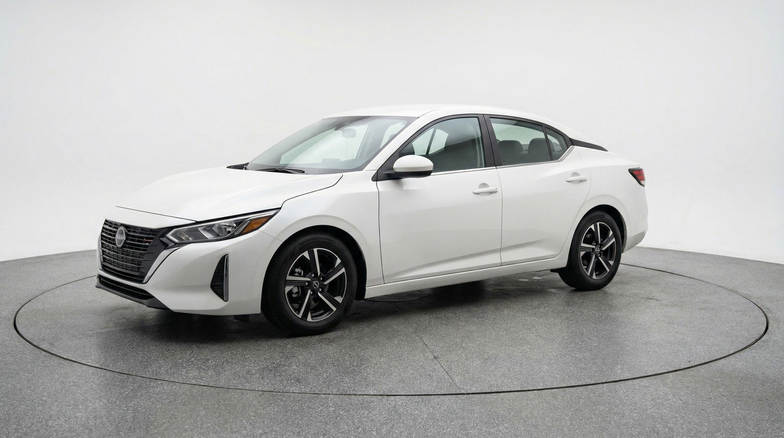 Used 2025 Nissan Sentra SV image 3