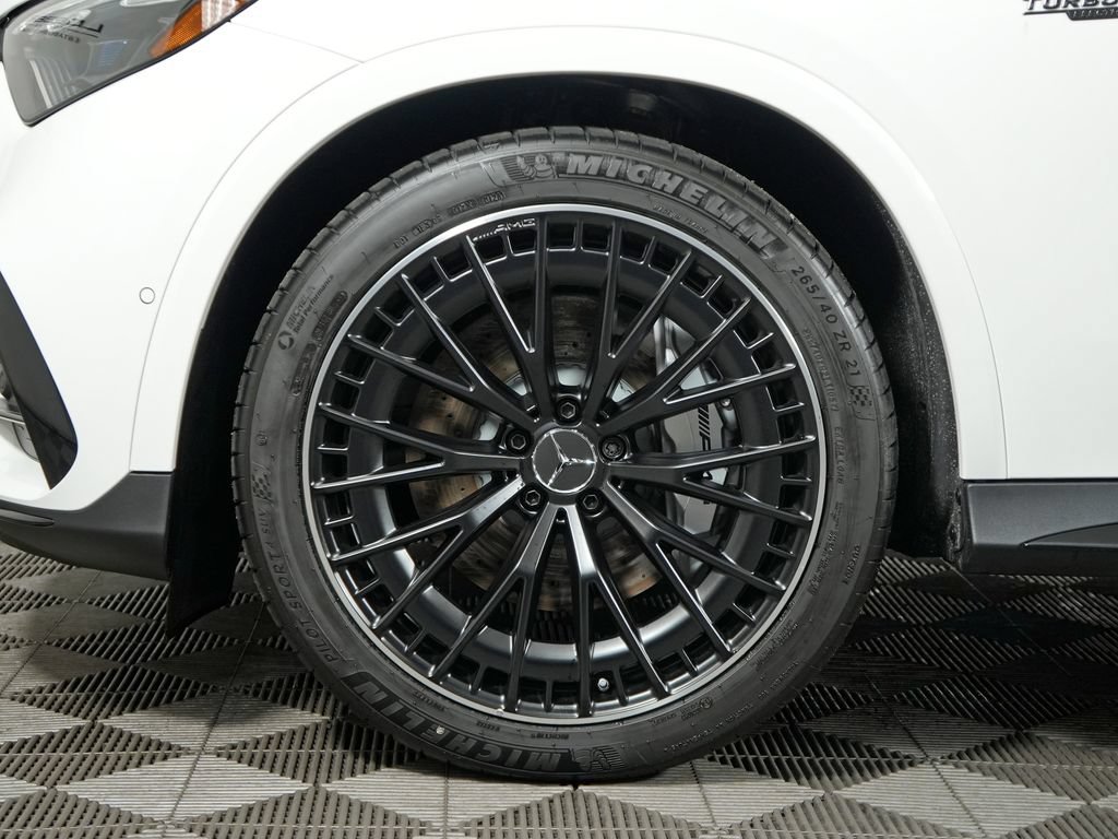Certified 2026 Mercedes-Benz GLC 43 AMG 4MATIC image 9