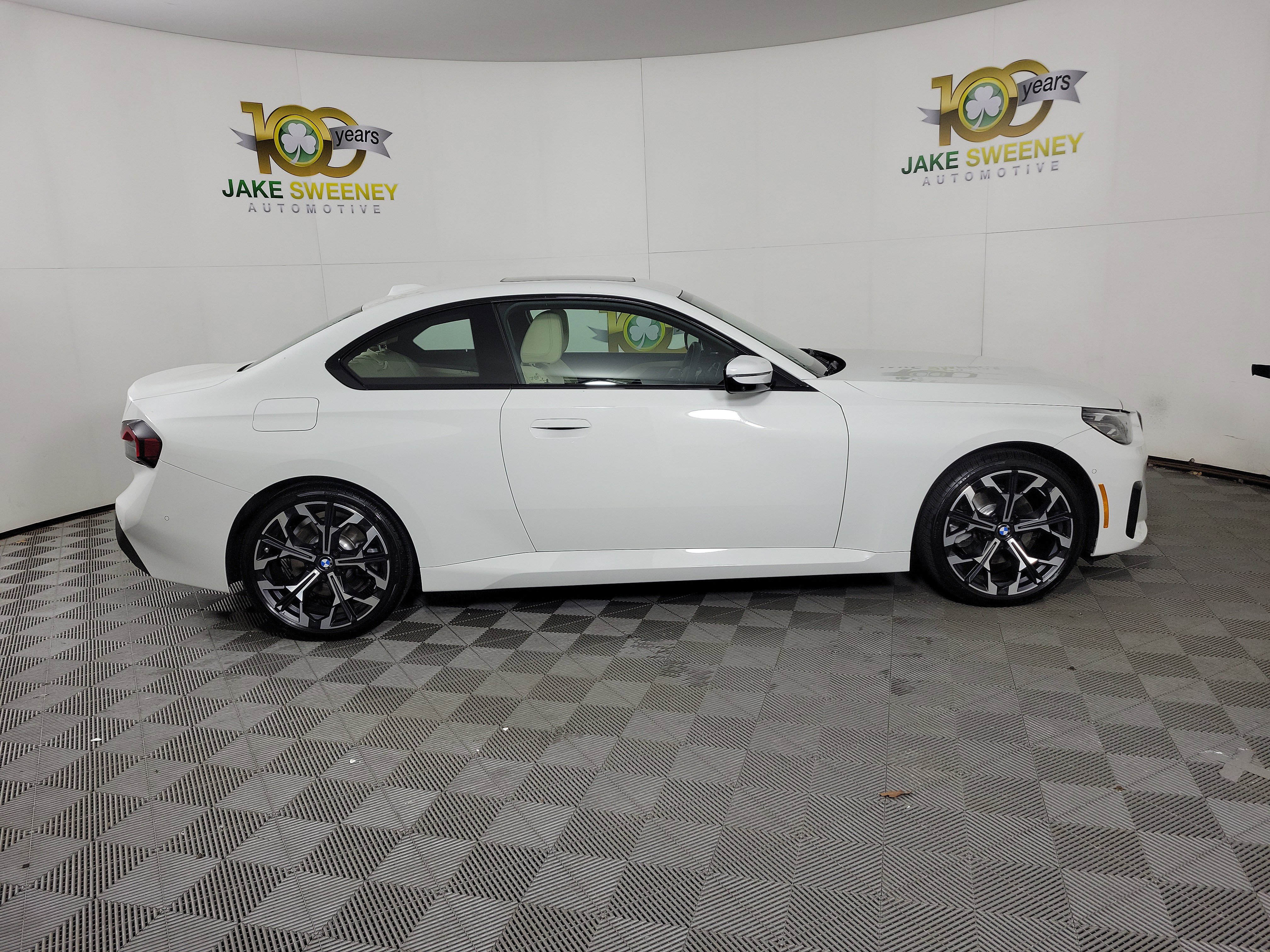 Certified 2025 BMW 230i xDrive Coupe w/ Premium Package AWD/4WD image 8
