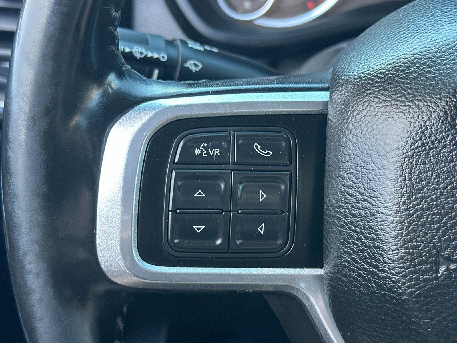 Used 2020 RAM 3500 Laramie AWD/4WD image 27
