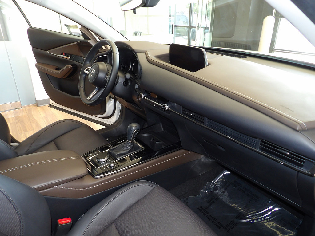 Certified 2023 MAZDA CX-30 AWD 2.5 S w/ Premium Package image 13