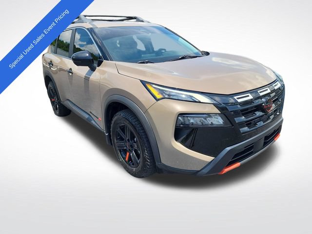 Used 2025 Nissan Rogue SV w/ Rock Creek Premium Package AWD/4WD image 6