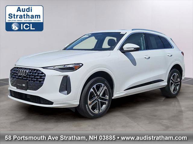 Certified 2025 Audi Q5 Premium w/ Convenience Package AWD/4WD image 1