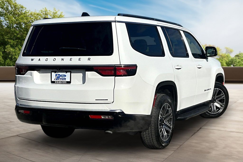 Used 2024 Jeep Wagoneer Series II AWD/4WD image 2