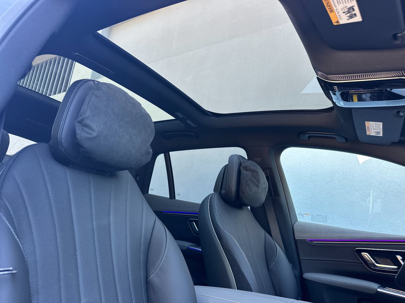 New 2026 Mercedes-Benz EQS 400 4MATIC SUV image 17