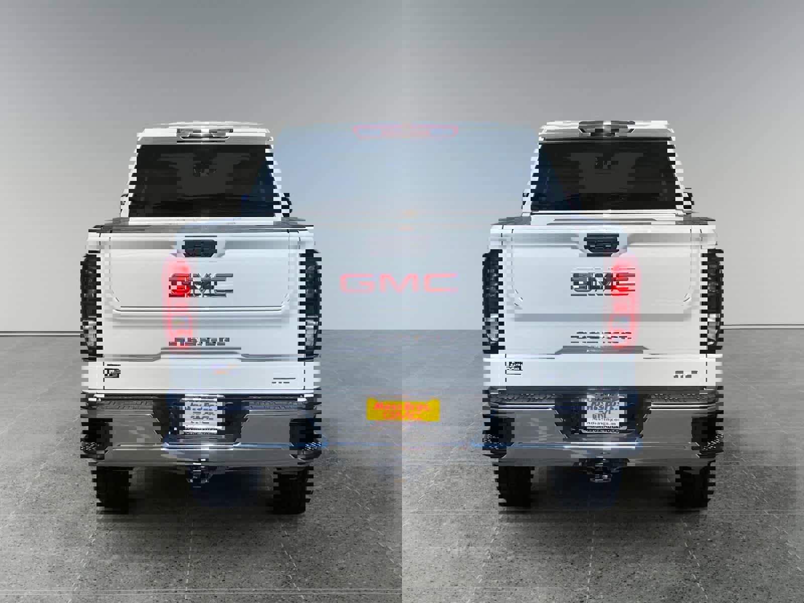 Used 2023 GMC Sierra 1500 SLE image 4