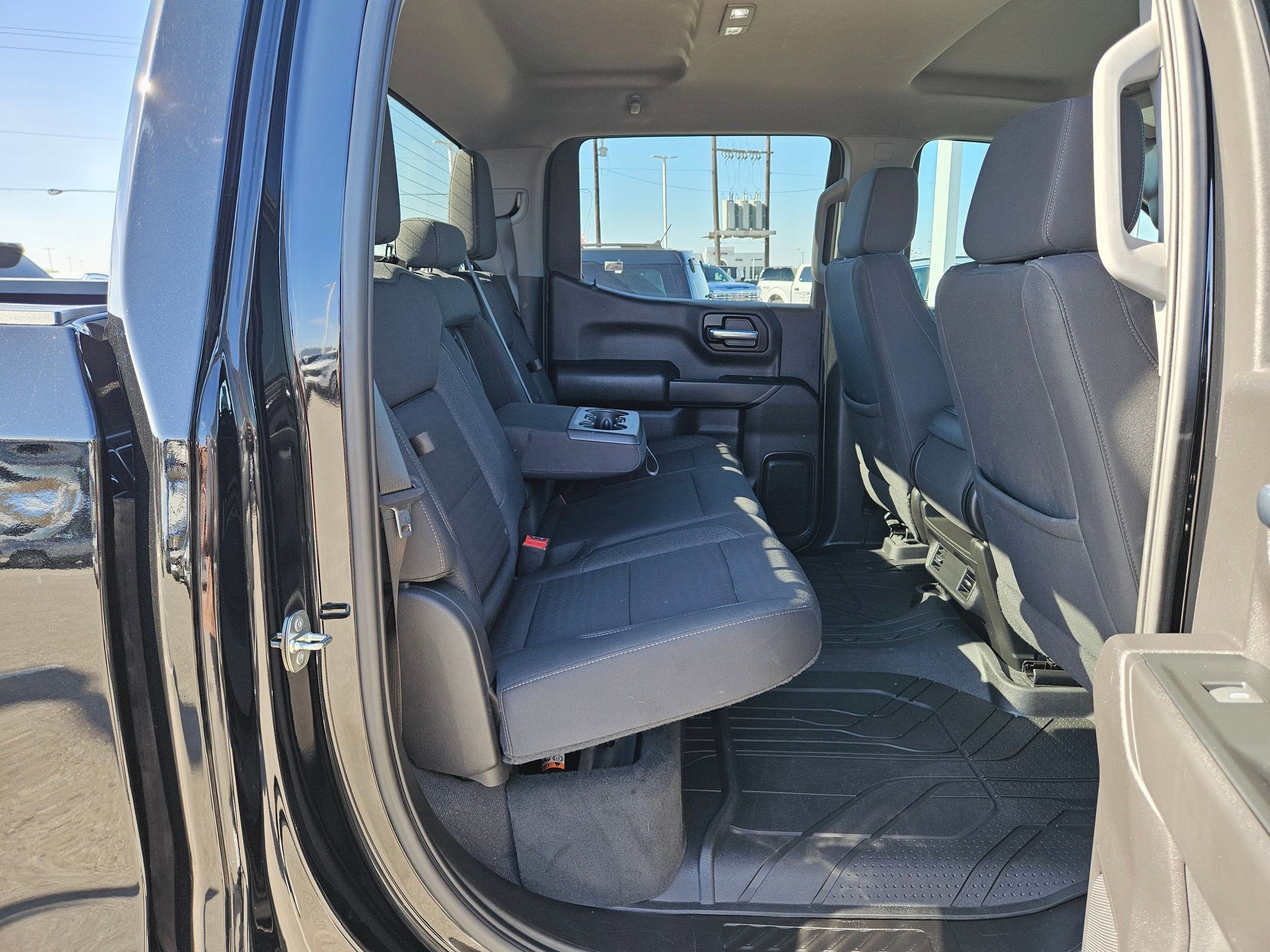 Used 2023 Chevrolet Silverado 1500 Custom image 24