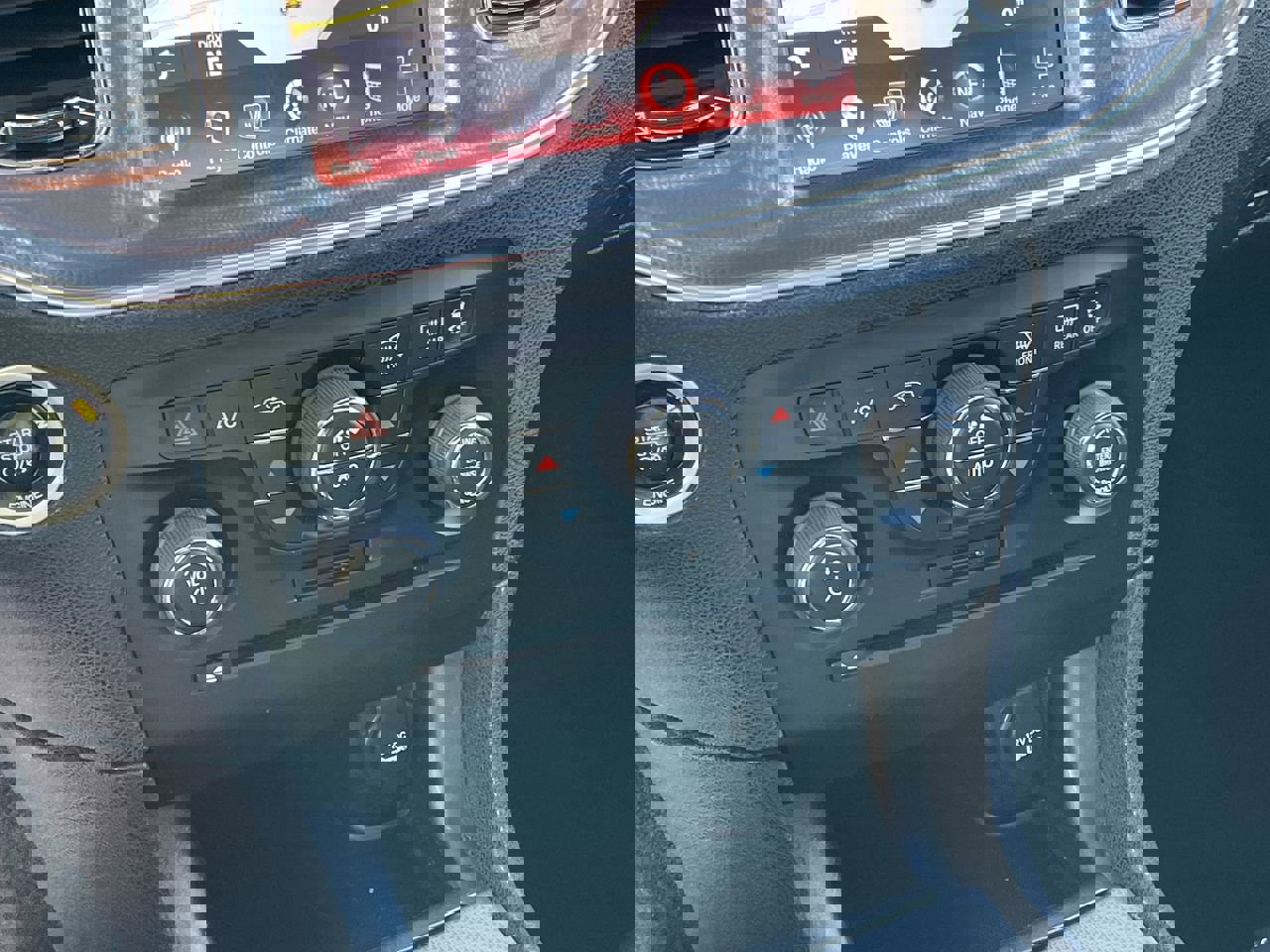 Used 2014 Dodge Charger SXT Plus image 35