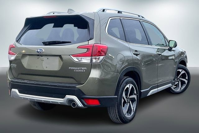 Used 2023 Subaru Forester Touring image 13
