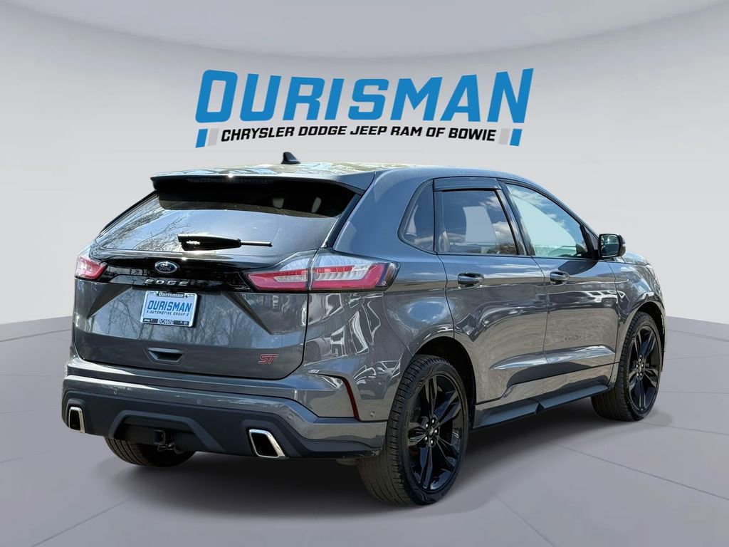 Used 2024 Ford Edge ST w/ Equipment Group 401A image 2